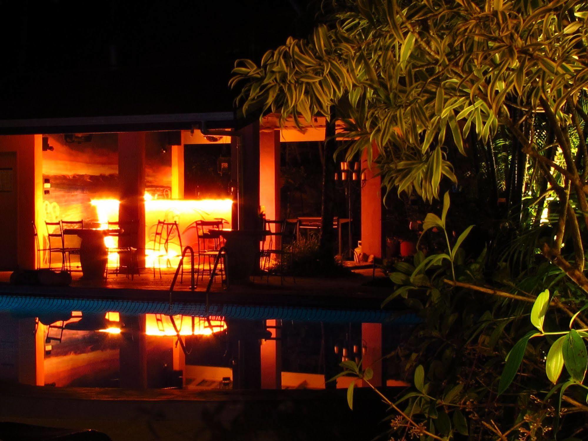 Pink Flamingo Resort Port Douglas Buitenkant foto